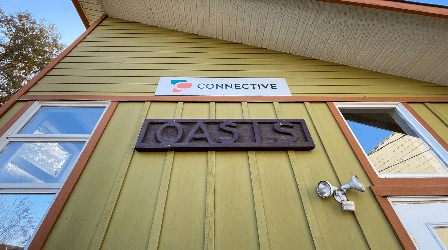 Exterior of Connective Oasis building in Nanaimo.