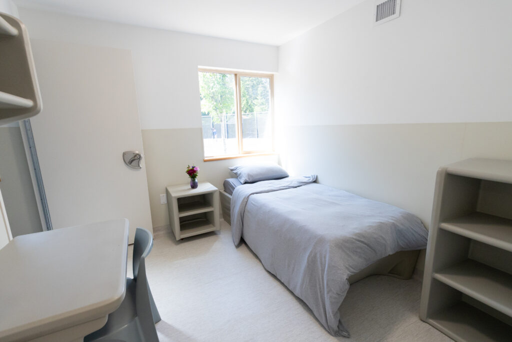 Alouette Homes single bedroom