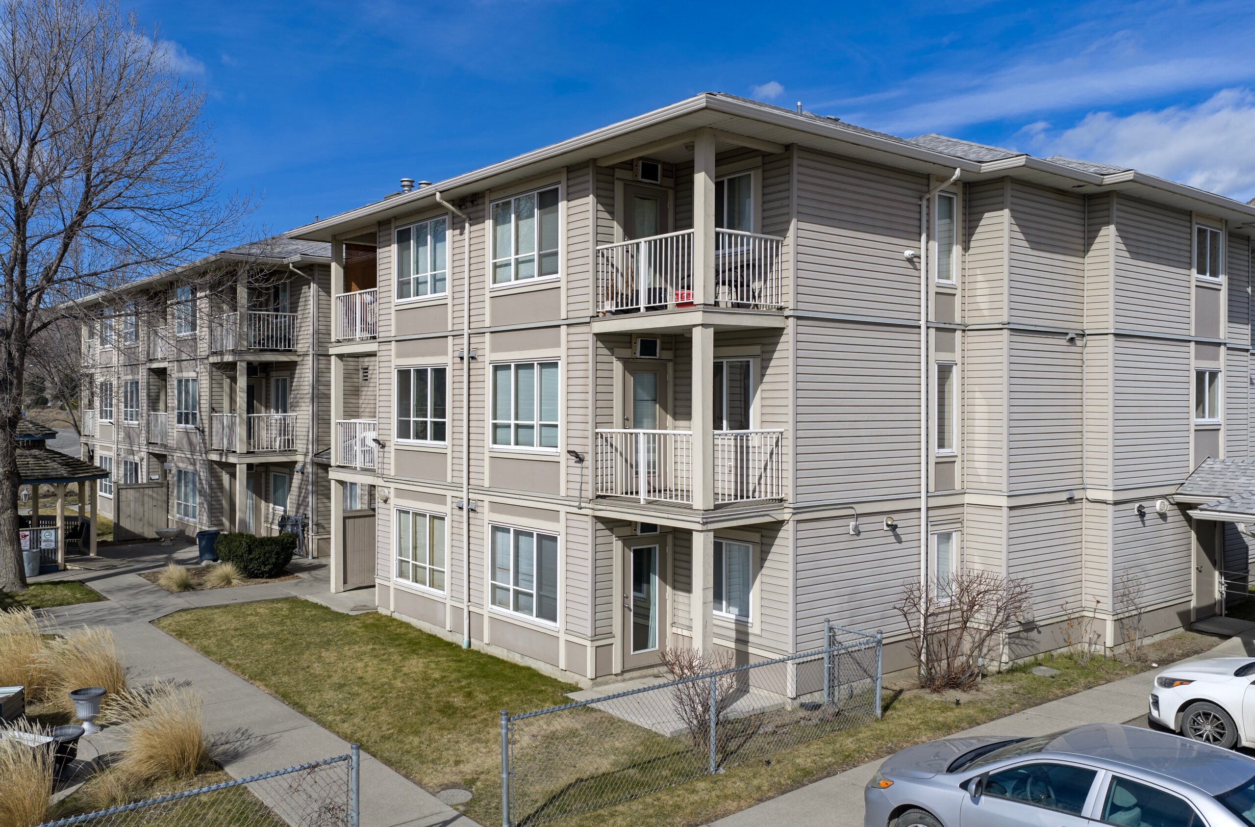 Victory Inn exterior.