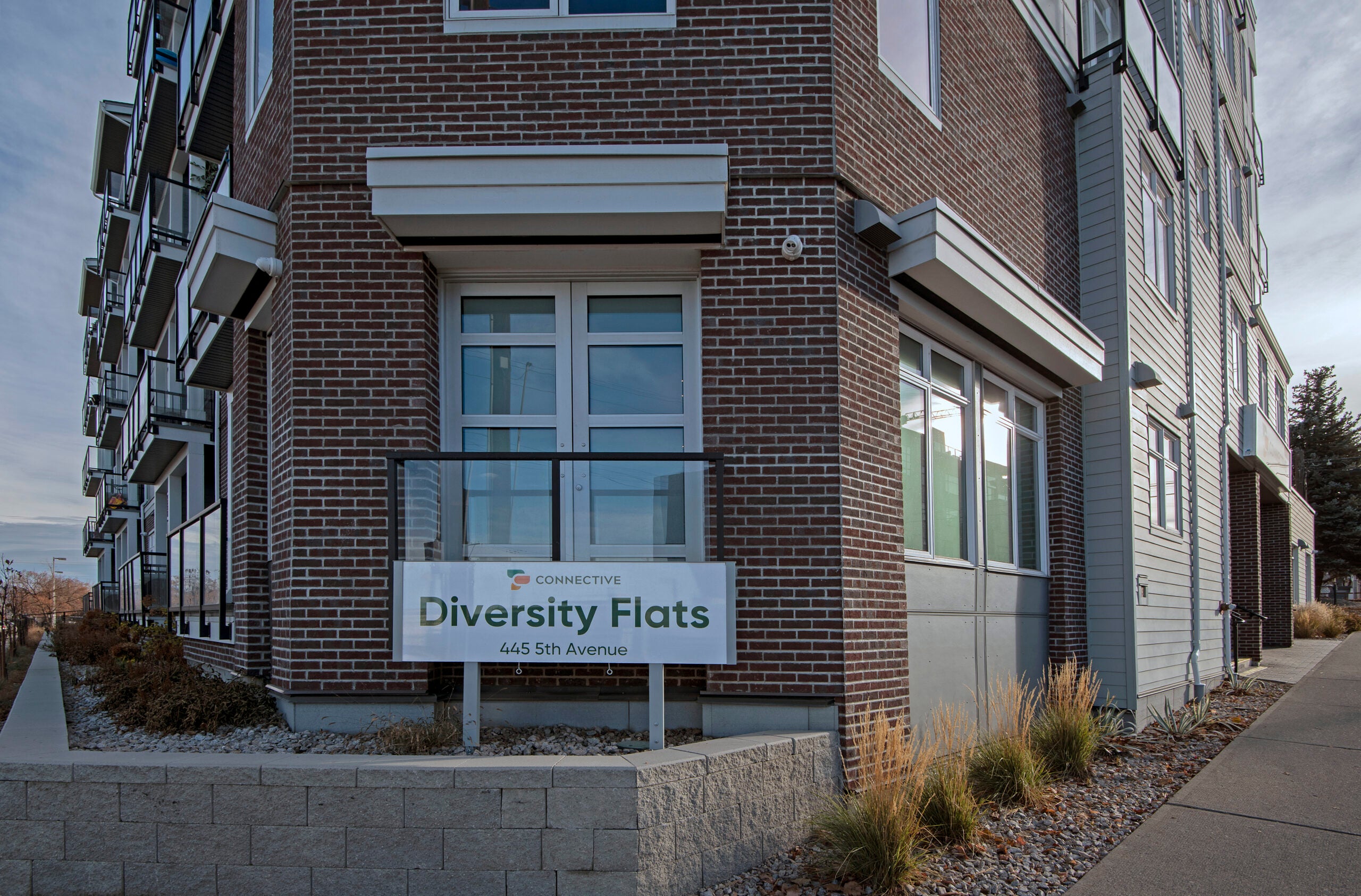 diversity flats sign